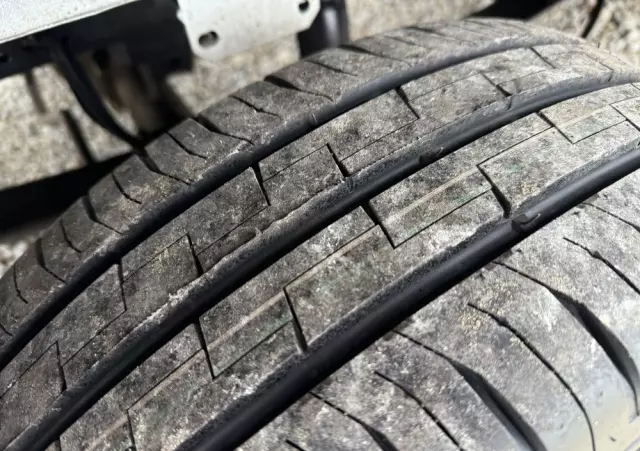 IVECO 2021/Daily 35-140 A8V/MAXI/ Automat Hi-Matic/full LED reflektory/Klima/PDC/tempomat/fotel comfort 