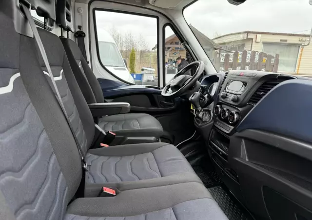 IVECO 2021/Daily 35-140 A8V/MAXI/ Automat Hi-Matic/full LED reflektory/Klima/PDC/tempomat/fotel comfort 