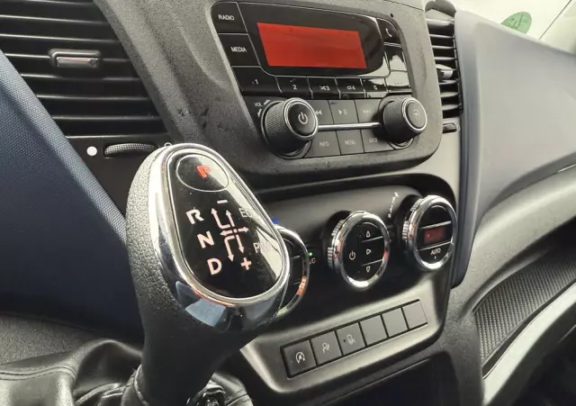 IVECO 2021/Daily 35-140 A8V/MAXI/ Automat Hi-Matic/full LED reflektory/Klima/PDC/tempomat/fotel comfort 