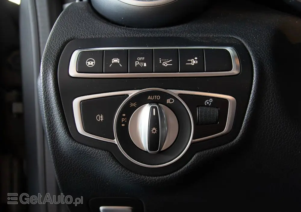 MERCEDES-BENZ Klasa C AMG 63 S Coupe AMG Speedshift MCT 9G