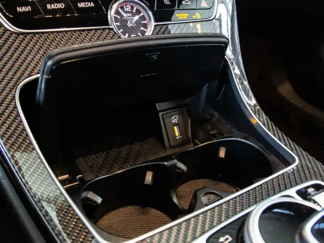 MERCEDES-BENZ Klasa C AMG 63 S Coupe AMG Speedshift MCT 9G