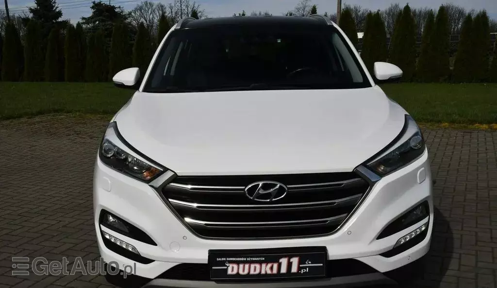 HYUNDAI Tucson 