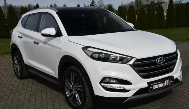 HYUNDAI Tucson 