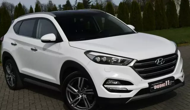 HYUNDAI Tucson 