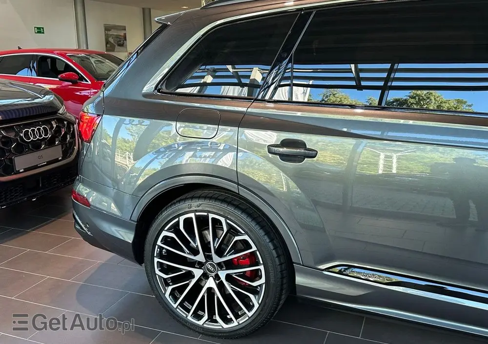 AUDI SQ7 