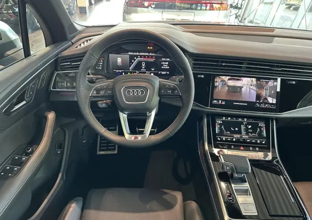 AUDI SQ7 
