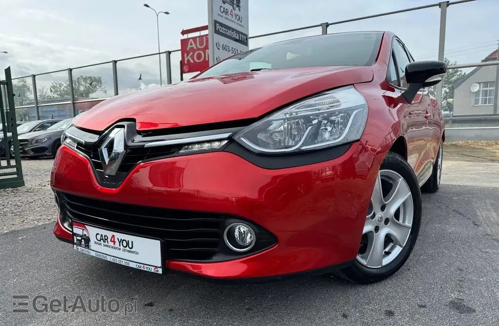 RENAULT Clio 