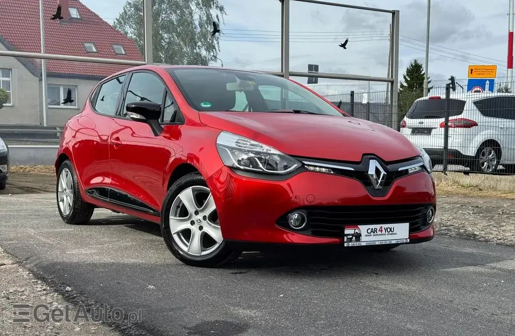 RENAULT Clio 
