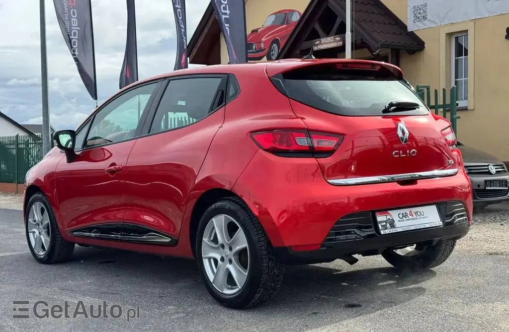 RENAULT Clio 