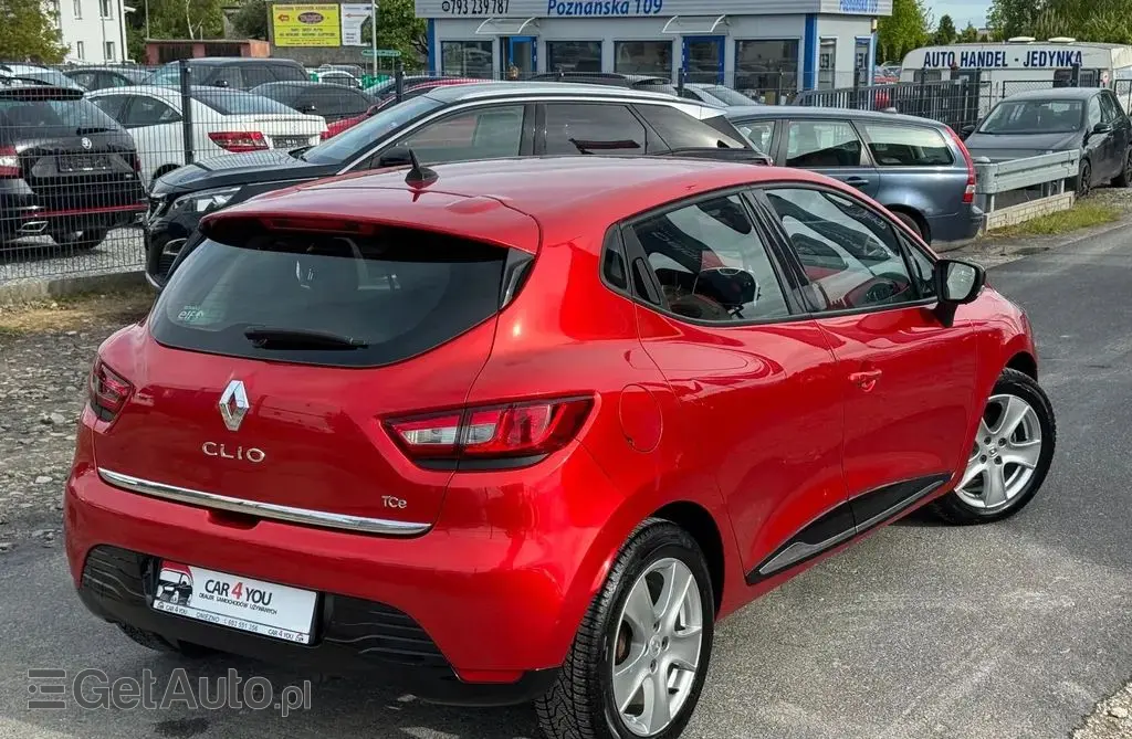 RENAULT Clio 