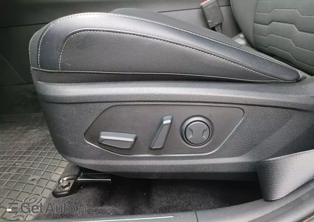 KIA Sportage 1.6 T-GDI MHEV Business Line 2WD DCT