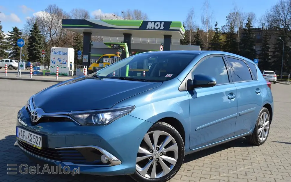 TOYOTA Auris 1.2 Turbo Executive