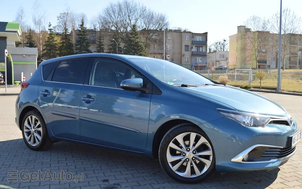 TOYOTA Auris 1.2 Turbo Executive
