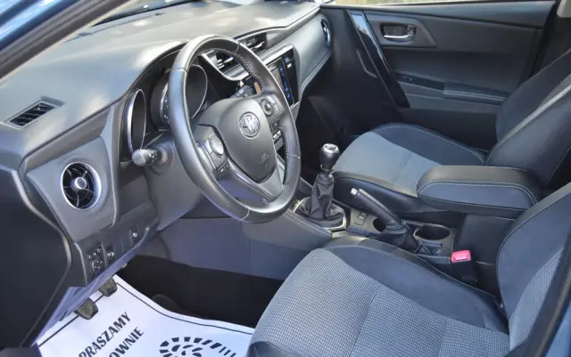 TOYOTA Auris 1.2 Turbo Executive