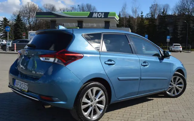 TOYOTA Auris 1.2 Turbo Executive