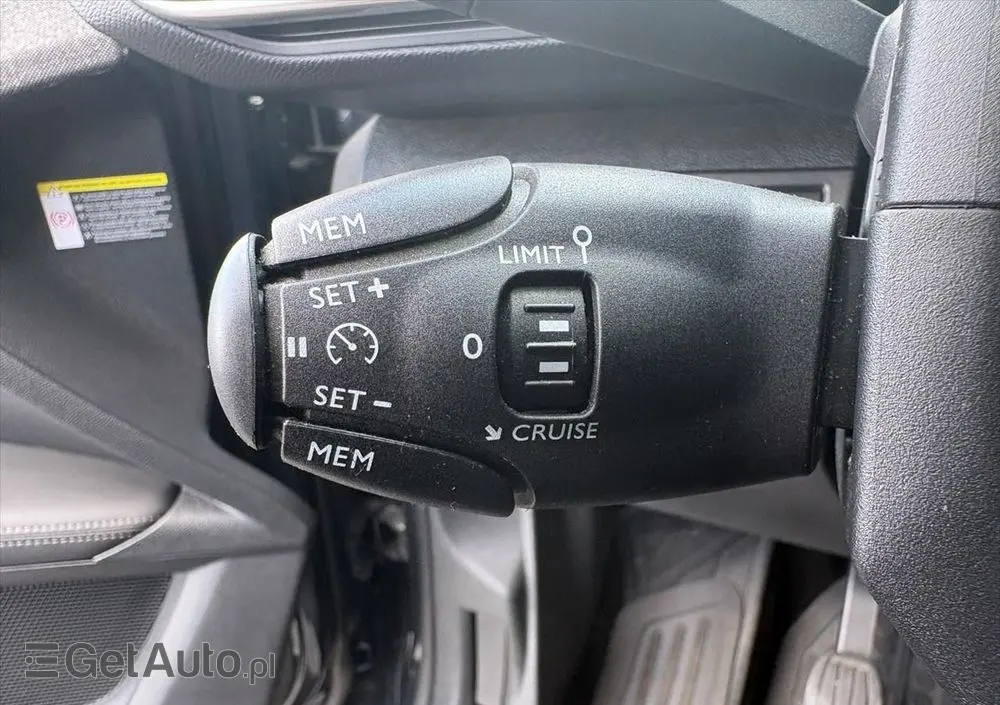 PEUGEOT 3008 1.5 BlueHDi Active S&S