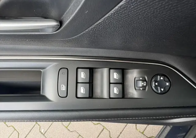 PEUGEOT 3008 1.5 BlueHDi Active S&S