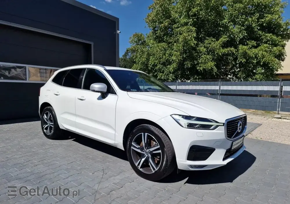 VOLVO XC 60 D4 R-Design