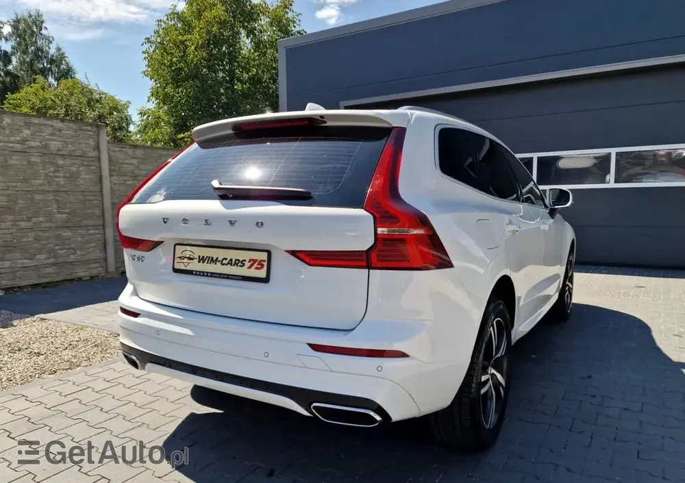 VOLVO XC 60 D4 R-Design