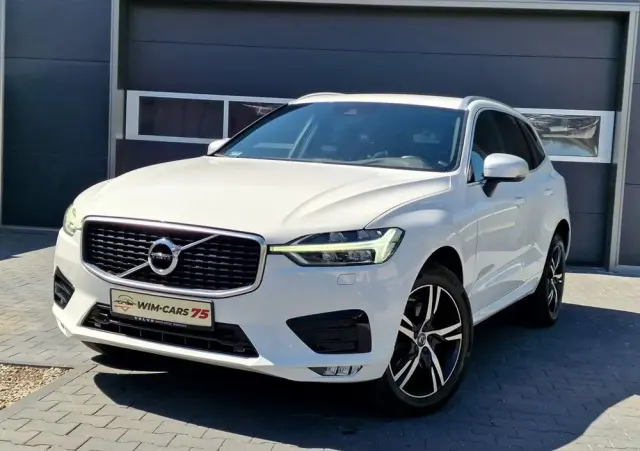 VOLVO XC 60 D4 R-Design
