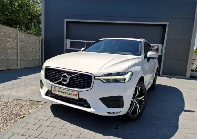 VOLVO XC 60 D4 R-Design