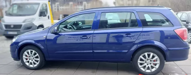 OPEL Astra 1.8i (140 KM)