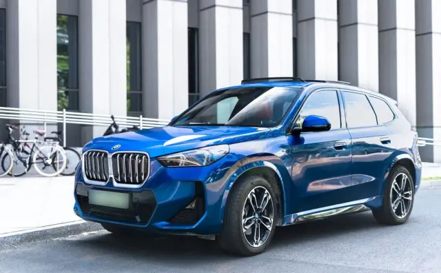 BMW IX1 XDrive30 66.5kWh xLine