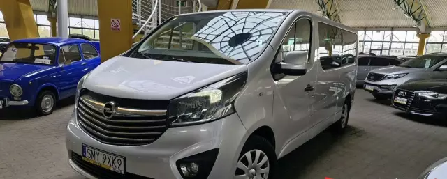 OPEL Vivaro 