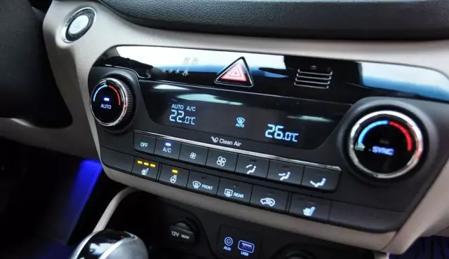 HYUNDAI Tucson 1.7 CRDI (141 KM) DCT