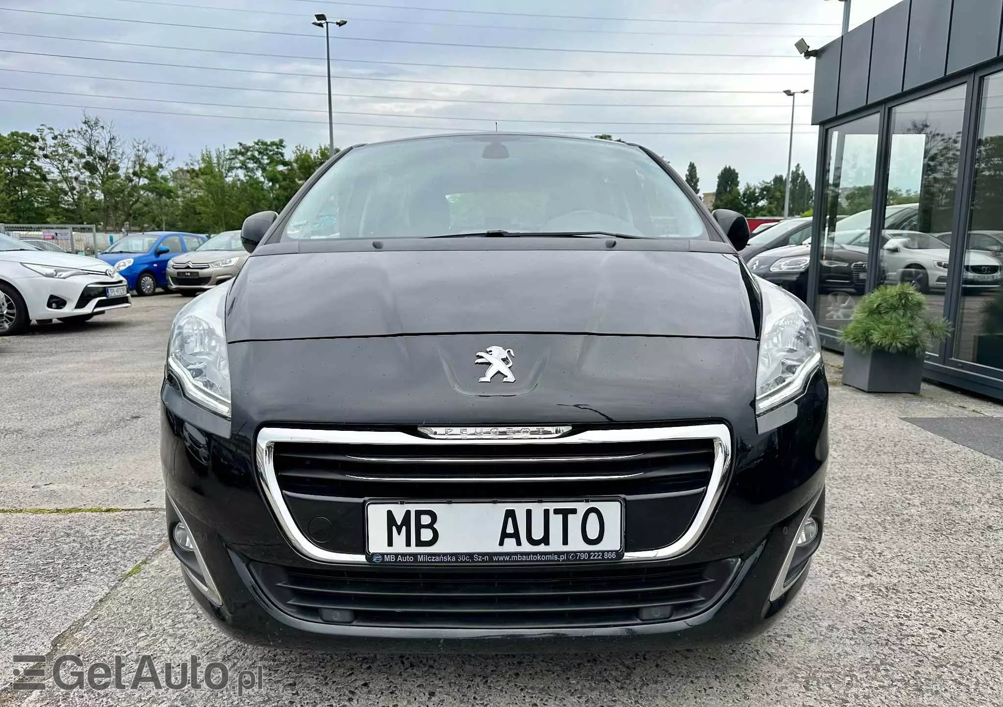 PEUGEOT 5008 1.6 HDi Style 7os