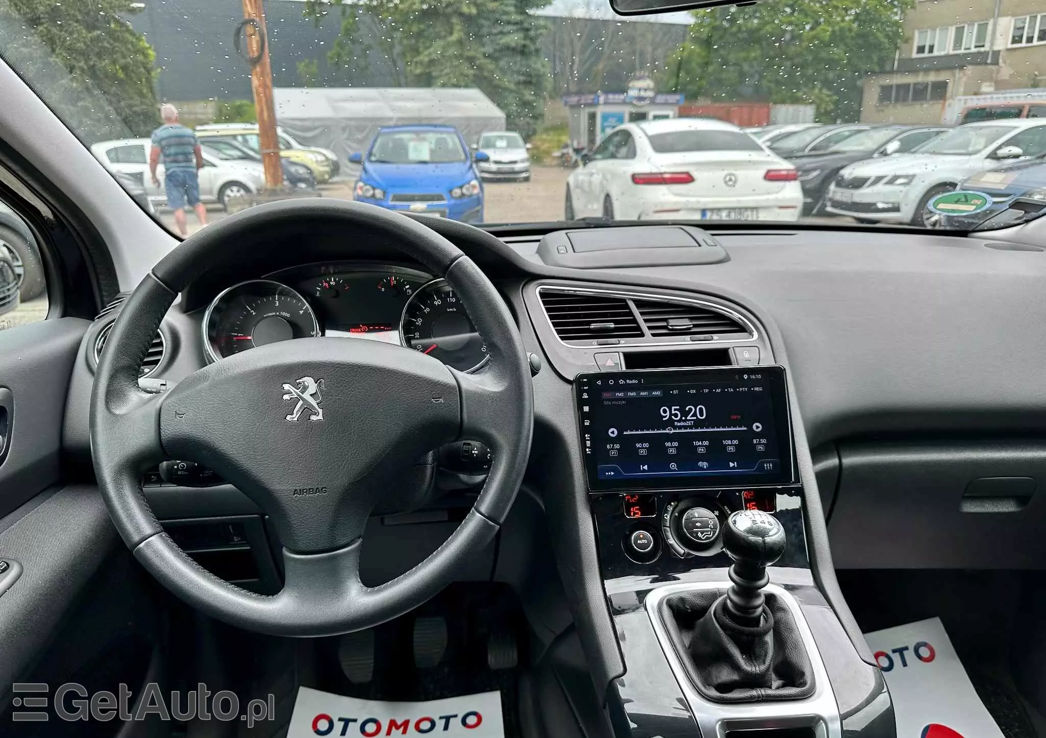PEUGEOT 5008 1.6 HDi Style 7os