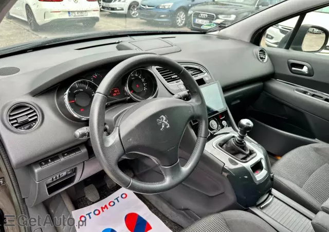 PEUGEOT 5008 1.6 HDi Style 7os