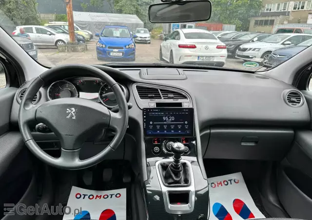 PEUGEOT 5008 1.6 HDi Style 7os