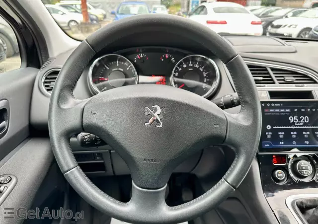 PEUGEOT 5008 1.6 HDi Style 7os