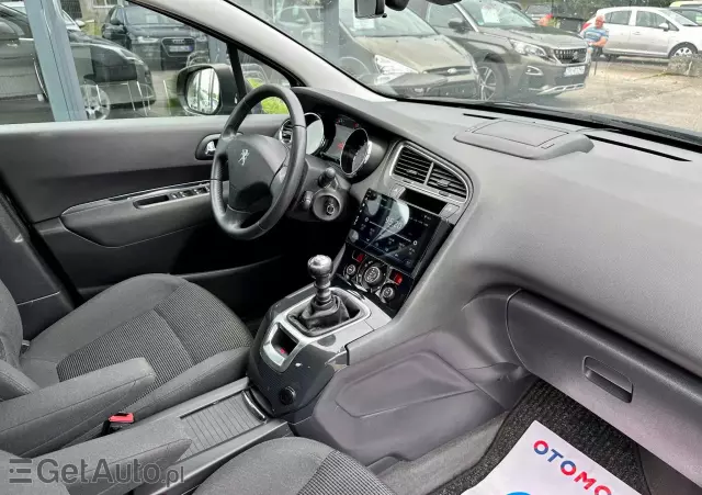 PEUGEOT 5008 1.6 HDi Style 7os