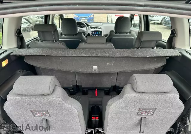 PEUGEOT 5008 1.6 HDi Style 7os