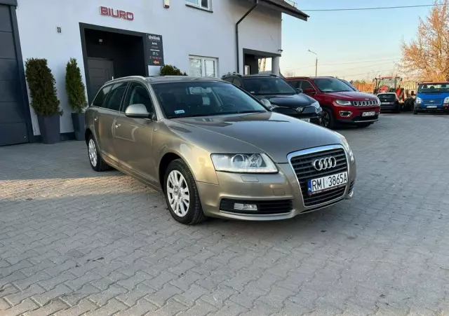 AUDI A6 