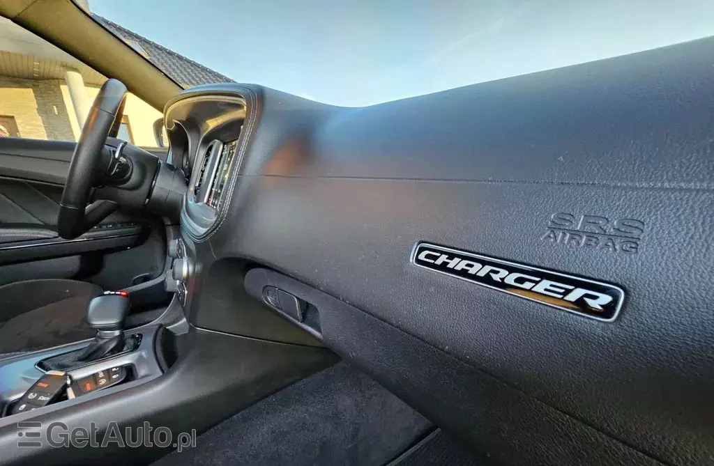 DODGE Charger 