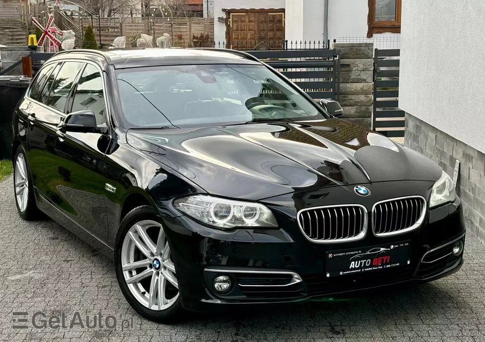 BMW Seria 5 520d Touring Luxury Line
