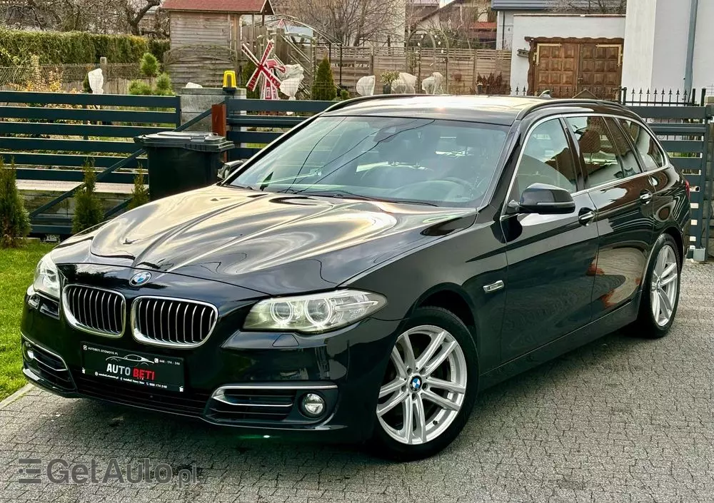 BMW Seria 5 520d Touring Luxury Line