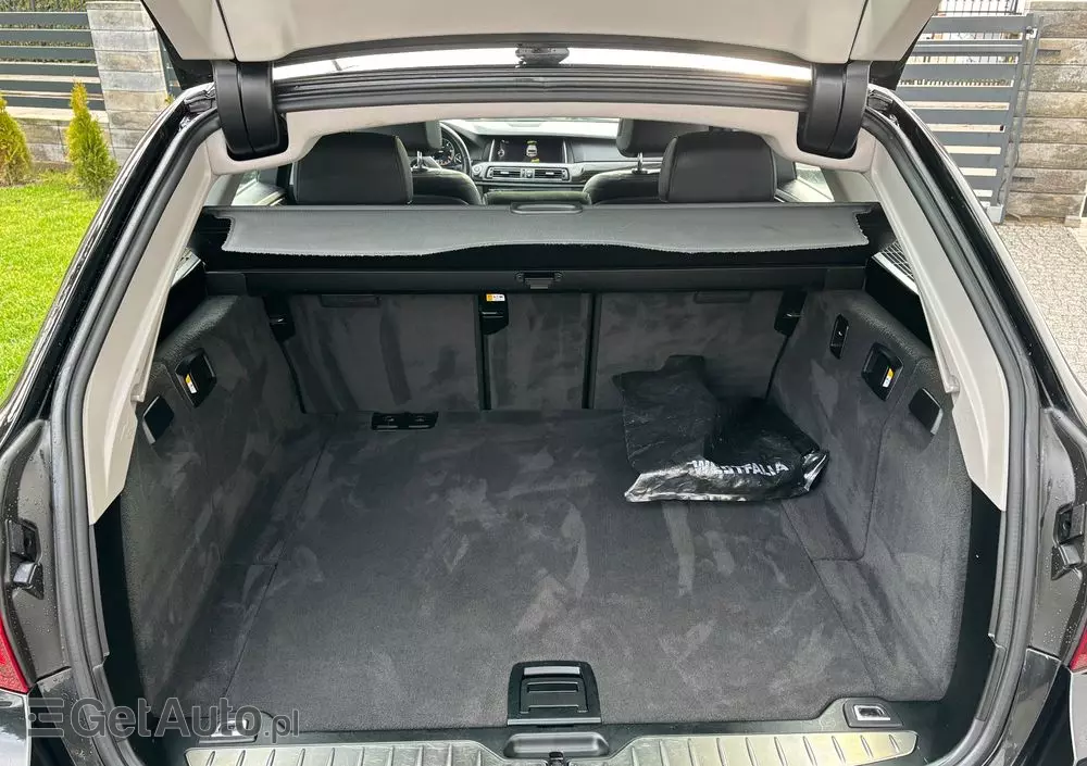 BMW Seria 5 520d Touring Luxury Line