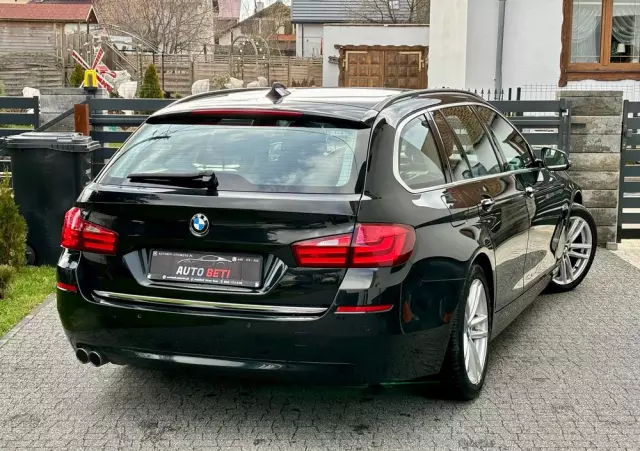 BMW Seria 5 520d Touring Luxury Line