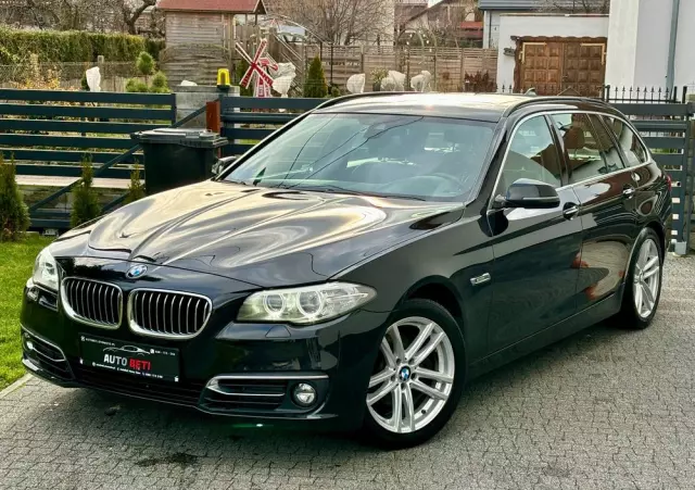 BMW Seria 5 520d Touring Luxury Line