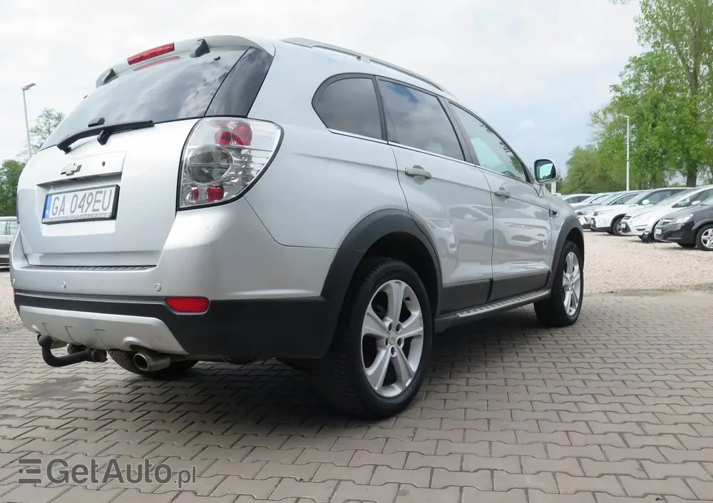 CHEVROLET Captiva 2.2 4WD Automatik LTZ