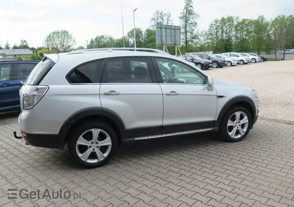 CHEVROLET Captiva 2.2 4WD Automatik LTZ