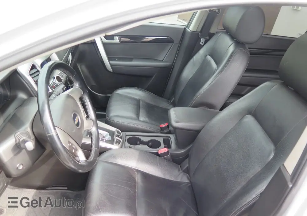 CHEVROLET Captiva 2.2 4WD Automatik LTZ