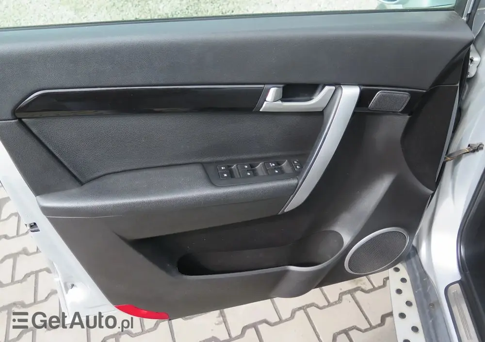 CHEVROLET Captiva 2.2 4WD Automatik LTZ