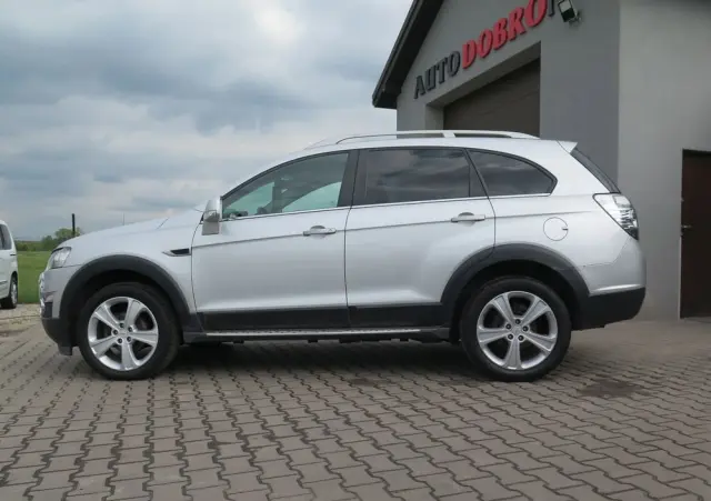 CHEVROLET Captiva 2.2 4WD Automatik LTZ