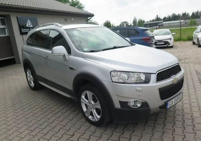 CHEVROLET Captiva 2.2 4WD Automatik LTZ