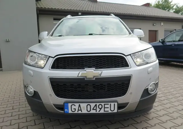CHEVROLET Captiva 2.2 4WD Automatik LTZ